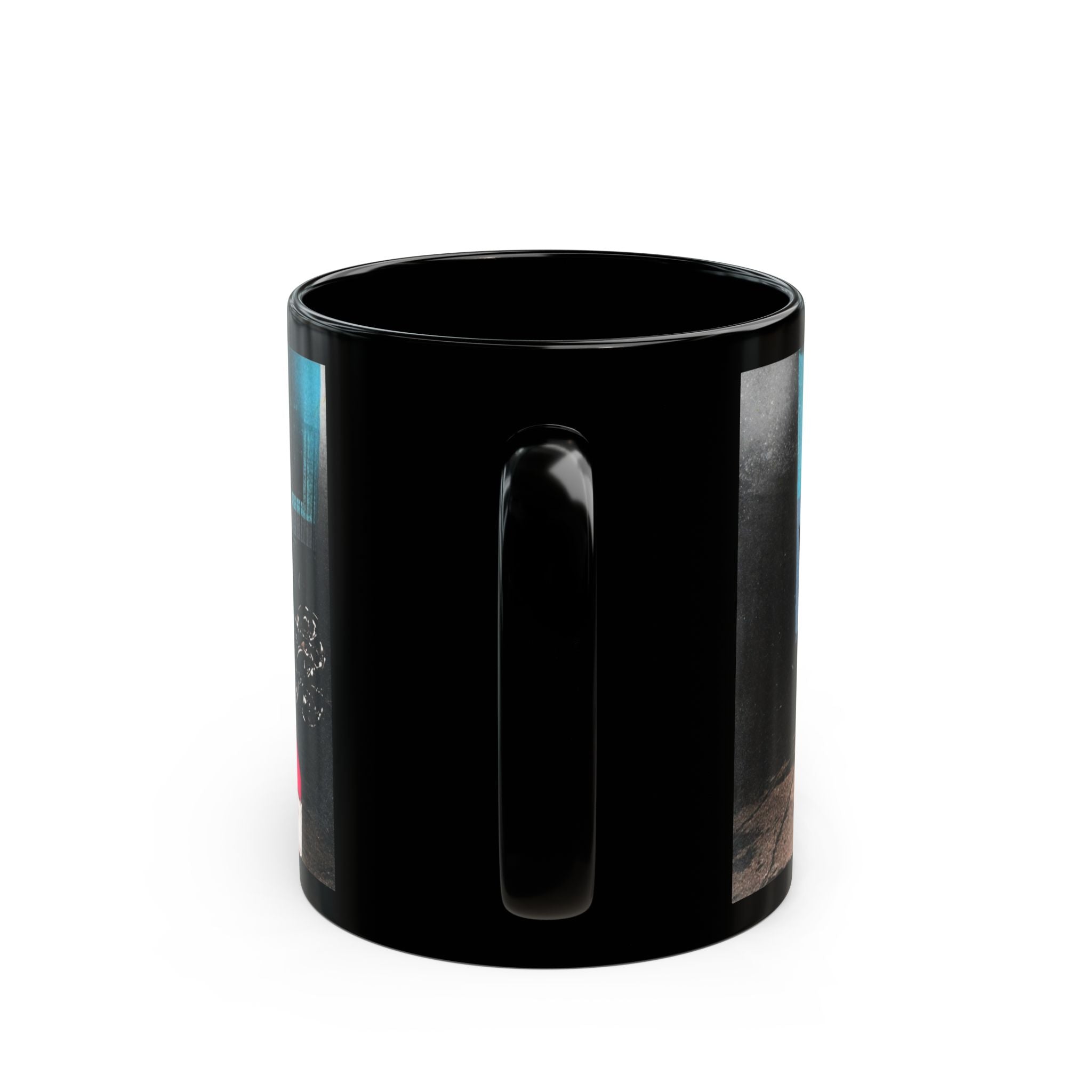 Black Mug — A uniquely urban vibe; sip n savor your fav drinks, all while reminiscing- Queen & Slim. Thee slept-on, quintessential classic. Enjoy!